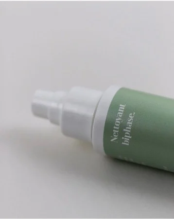 Gamme Nourrir N°2 — Nettoyant Biphase